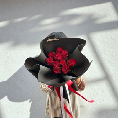 Valentines Day 10 Roses Foam Wrapping Bouquet